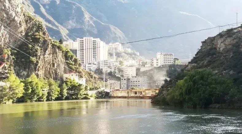 �й����ط�����(�ɷ�)���޹�˾-�ٷ���վ